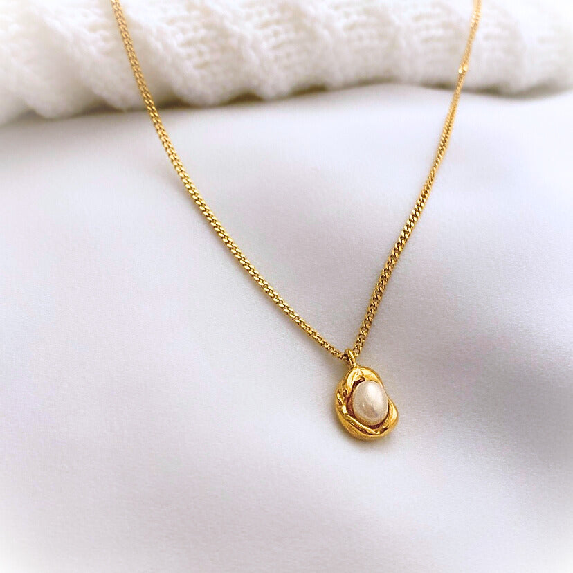Necklace "Nugget"