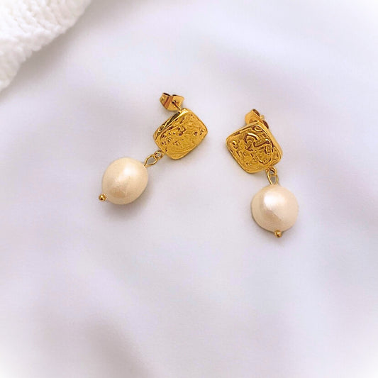 Stud earrings "Charisma"